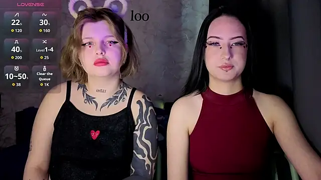 Luna XoXoXo online show from March 28, 5:40 am