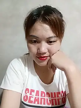 meg 06 online show from May 21, 5:09 pm
