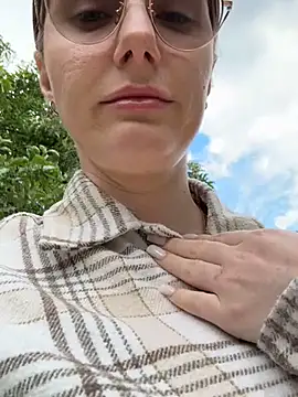 FReyja 44 online show from May 29, 10:13 am