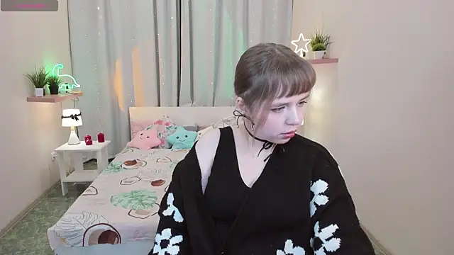 LeonaHicks online show from March 31, 6:14 am