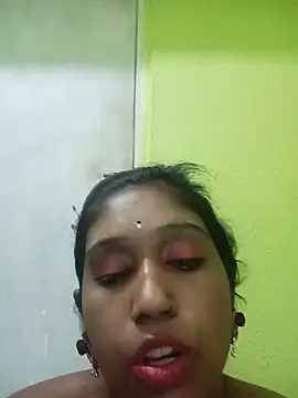 bannerjeesneha20 online show from May 19, 7:09 pm