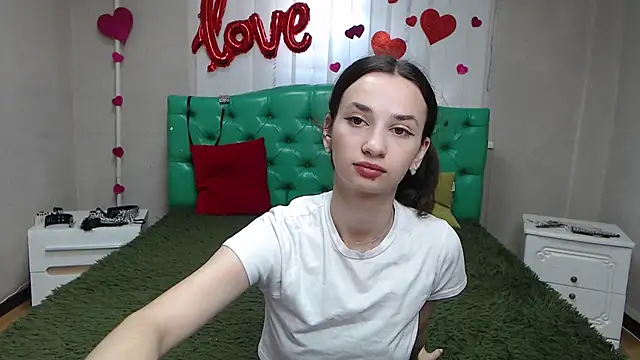 Snapshot of Je55icaBreeze chatting on July 7, 5:21 am Je55icaBreeze online show from July 7, 5:21 am