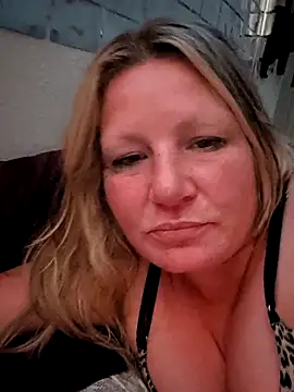 Snapshot of trippsgotlips chatting on May 31, 5:59 am trippsgotlips online show from May 31, 5:59 am