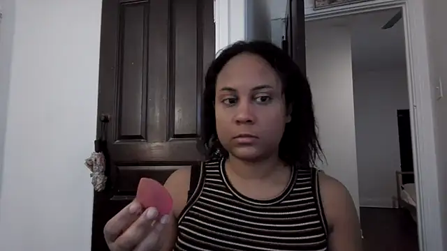 biancadoesit online show from March 29, 6:19 pm