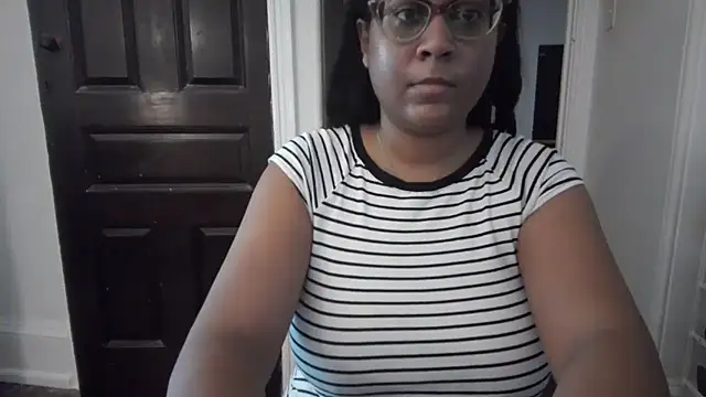 biancadoesit online show from May 19, 5:08 pm
