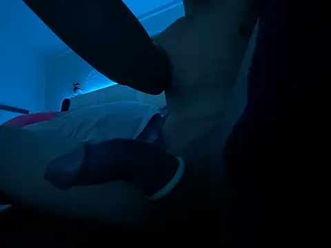 hpcouplee420 online show from May 20, 5:24 am