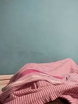 pradz3 online show from March 25, 8:48 pm