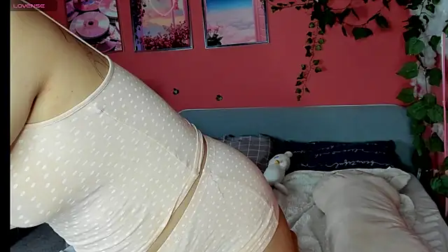 Amelia goth online show from May 27, 1:57 am