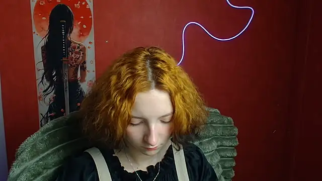 Butterfly Milly online show from May 20, 11:49 am