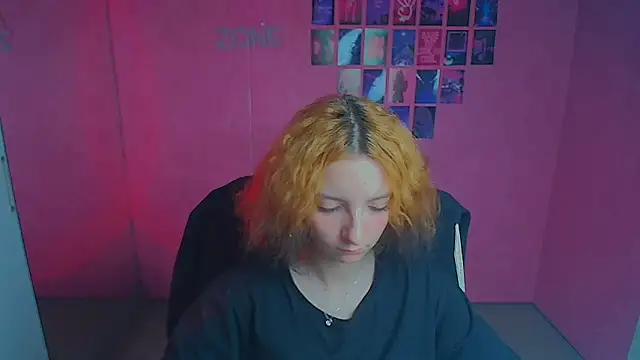 Snapshot of Butterfly_Milly chatting on June 19, 11:36 am Butterfly Milly online show from June 19, 11:36 am
