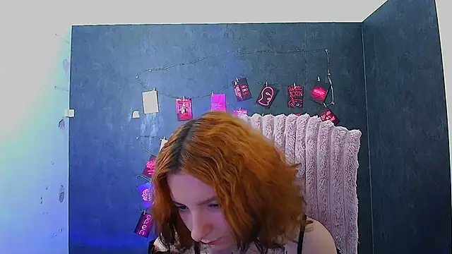 Snapshot of Butterfly_Milly chatting on June 24, 6:34 am Butterfly Milly online show from June 24, 6:34 am