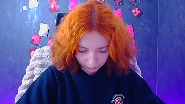 Snapshot of Butterfly_Milly chatting on July 9, 6:28 am Butterfly Milly online show from July 9, 6:28 am