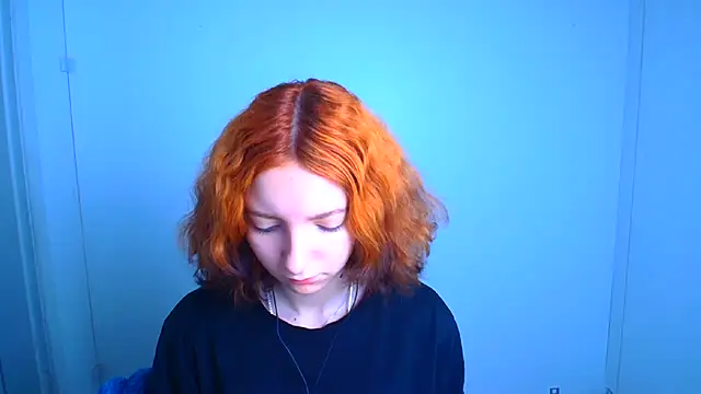 Snapshot of Butterfly_Milly chatting on July 10, 6:07 am Butterfly Milly online show from July 10, 6:07 am