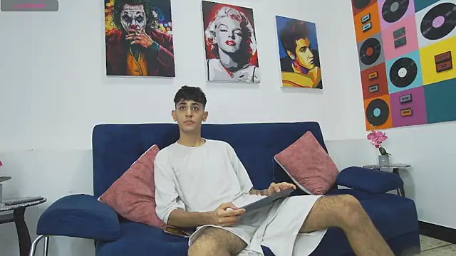 Snapshot of Martony_Storm chatting on March 26, 7:41 pm Martony Storm online show from March 26, 7:41 pm