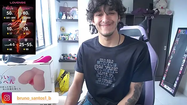 Snapshot of Bruno_santos1 chatting on July 9, 12:20 pm Bruno santos1 online show from July 9, 12:20 pm