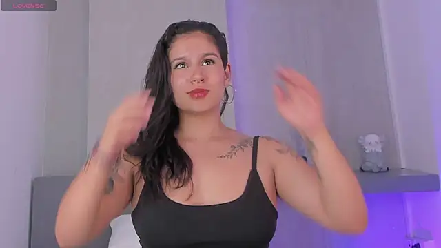 Snapshot of aurarosse_ chatting on March 25, 12:22 pm aurarosse online show from March 25, 12:22 pm