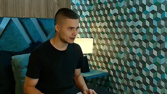 Snapshot of Joaho_Fernandez chatting on April 27, 9:02 pm Joaho Fernandez online show from April 27, 9:02 pm