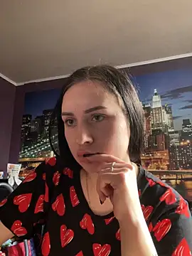 Avellya online show from March 30, 1:45 pm