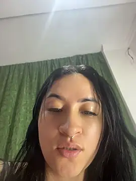 Snapshot of kimberly_peter chatting on May 12, 12:41 am kimberly peter online show from May 12, 12:41 am
