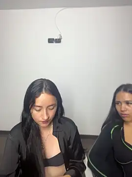 Snapshot of kimberly_peter chatting on May 27, 1:57 am kimberly peter online show from May 27, 1:57 am