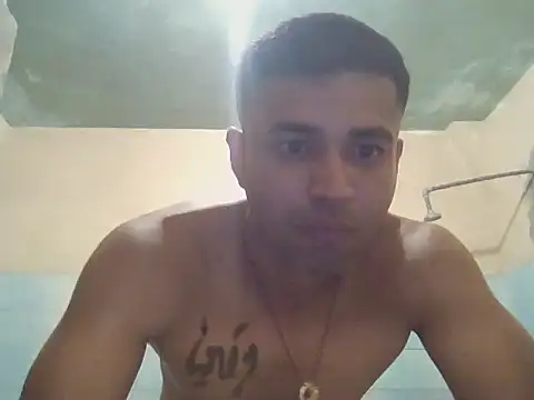 Snapshot of User_02_ chatting on June 19, 12:59 am User 02 online show from June 19, 12:59 am