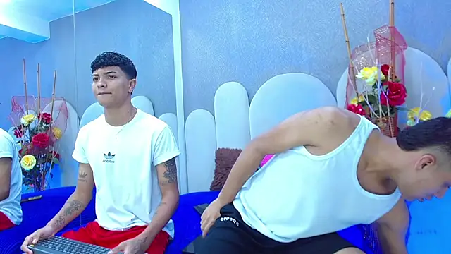 party duo playboy online show from May 28, 3:04 am