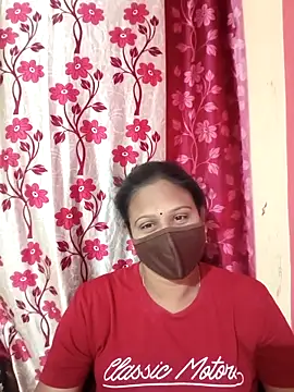 Snapshot of Latha_lovely chatting on April 1, 8:59 am Latha lovely online show from April 1, 8:59 am