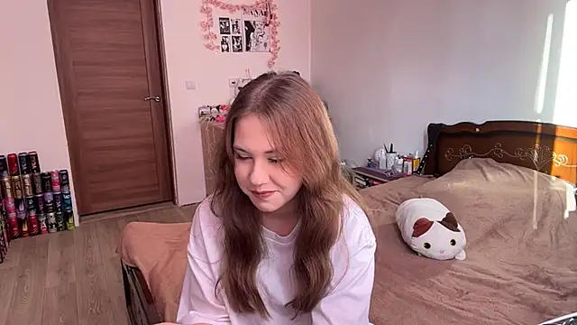 Snapshot of NyelleSpir chatting on May 13, 3:20 pm NyelleSpir online show from May 13, 3:20 pm