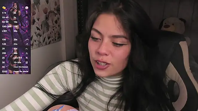 Snapshot of Kikii_1 chatting on March 26, 5:13 am Kikii 1 online show from March 26, 5:13 am