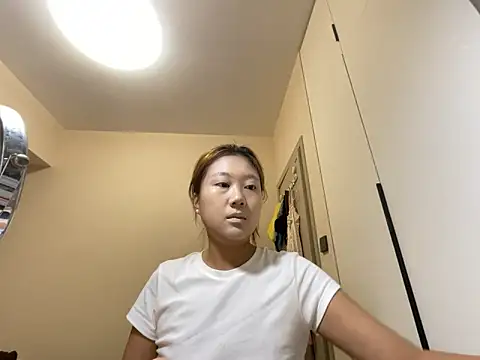 tutu512 online show from June 22, 12:24 pm