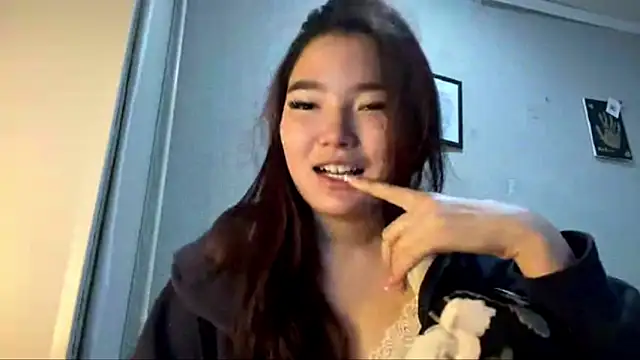 Snapshot of LammingLoner chatting on May 20, 4:02 pm LammingLoner online show from May 20, 4:02 pm