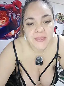 Snapshot of Natashablade__ chatting on June 14, 2:30 pm Natashablade online show from June 14, 2:30 pm