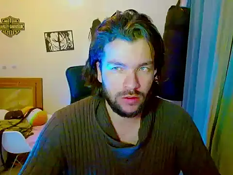 Snapshot of matt_smith chatting on May 5, 2:30 am matt smith online show from May 5, 2:30 am