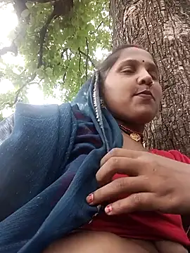 PUNAM  KHAN online show from July 8, 5:45 am