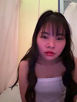 Snapshot of Naked-xx chatting on May 4, 11:01 pm Naked-xx online show from May 4, 11:01 pm