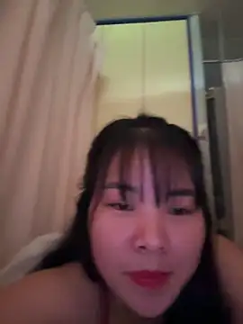 Snapshot of Naked-xx chatting on May 23, 11:42 pm Naked-xx online show from May 23, 11:42 pm