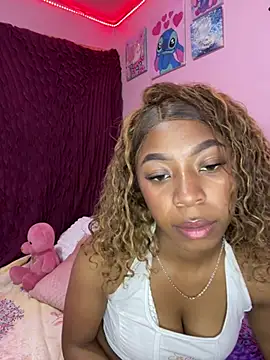 Snapshot of Scarlett_126 chatting on April 8, 3:50 am Scarlett 126 online show from April 8, 3:50 am