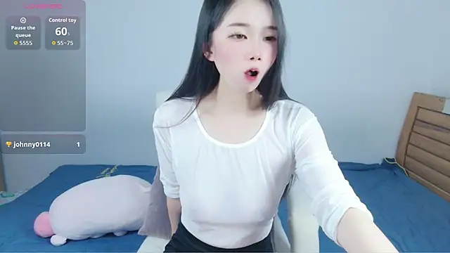 amihuang online show from May 23, 12:42 pm