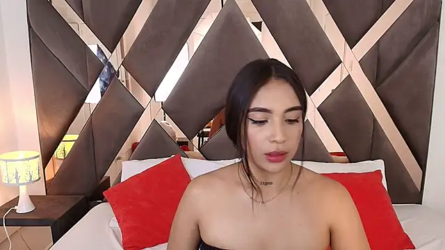 Snapshot of SaraStevenn chatting on May 31, 7:48 pm SaraStevenn online show from May 31, 7:48 pm