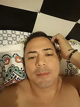 Snapshot of torolatino786 chatting on July 15, 5:23 am torolatino786 online show from July 15, 5:23 am