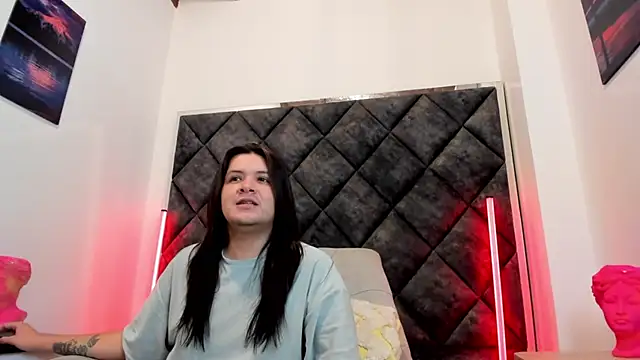 MatthewDavis  online show from March 27, 11:21 am