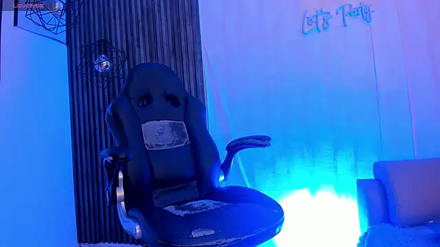 LexyNova  online show from May 19, 7:42 pm