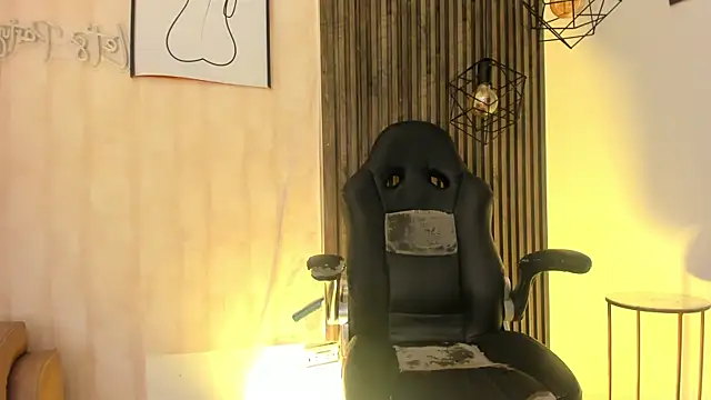 LexyNova  online show from May 29, 7:23 pm