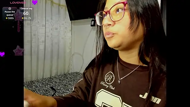 rouse  red online show from March 30, 10:33 pm