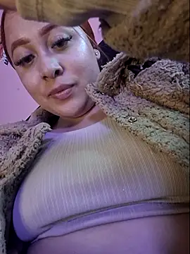 venuscopper online show from May 17, 1:03 am