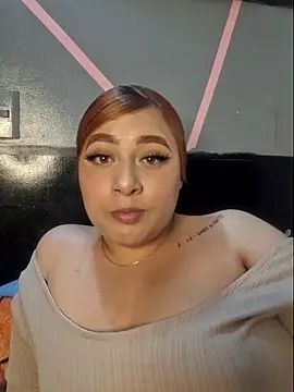 venuscopper online show from May 29, 11:58 pm