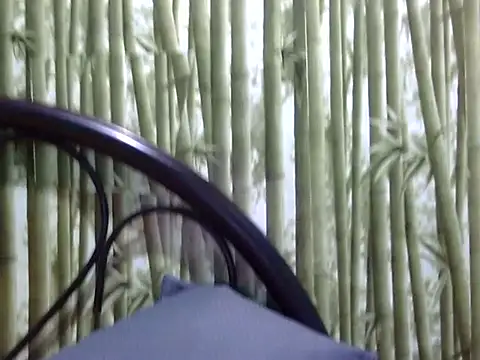 Lovelyass4u online show from June 18, 4:22 pm