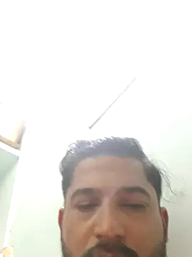 Snapshot of varun2184 chatting on April 30, 6:14 pm varun2184 online show from April 30, 6:14 pm