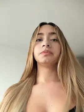 Snapshot of barbievictoria chatting on May 11, 11:27 am barbievictoria online show from May 11, 11:27 am