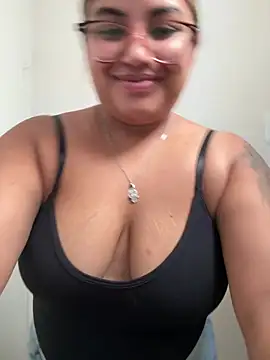 C1N09 online show from July 10, 4:31 pm